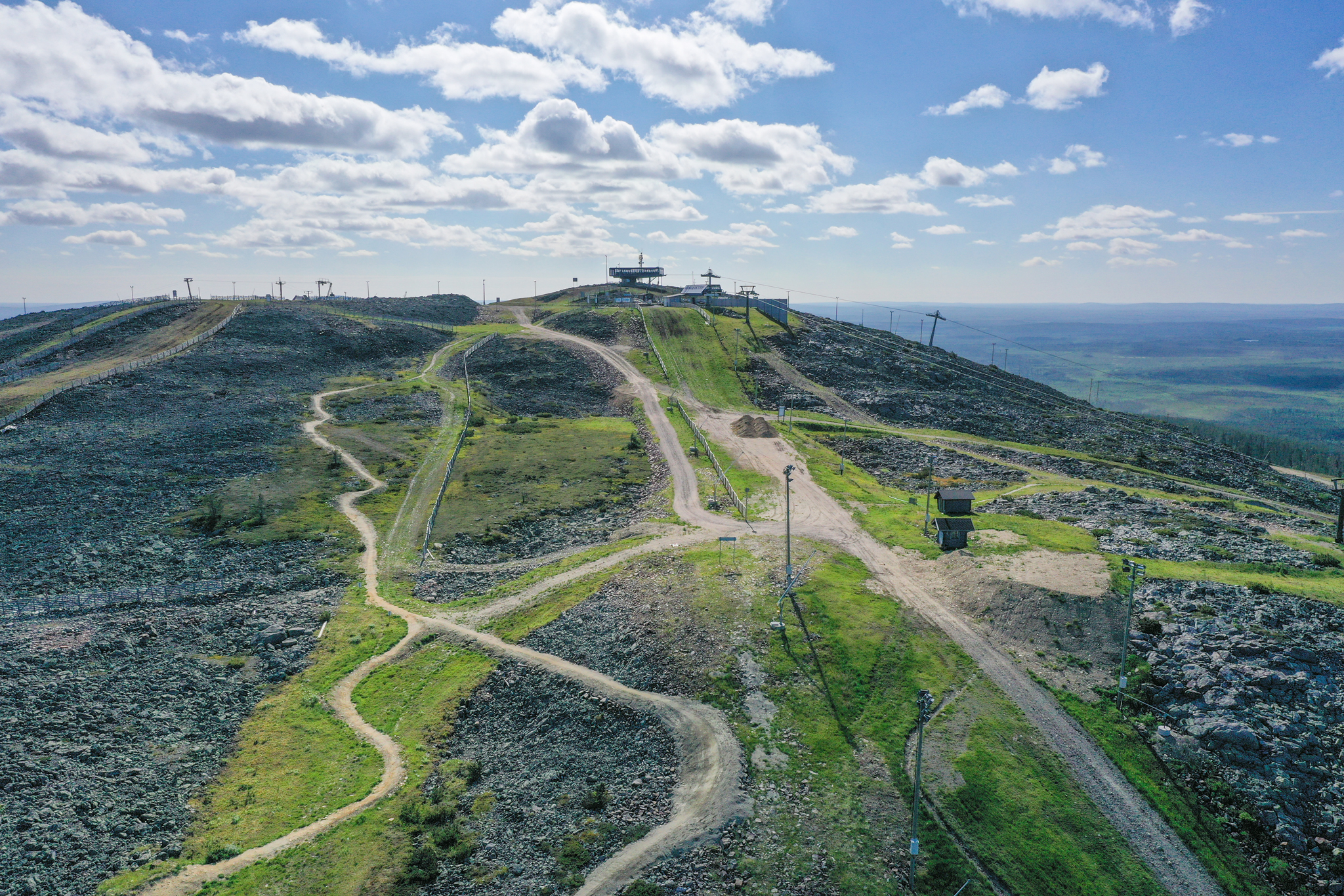 summer_drone_DJI_0665_2048x1365